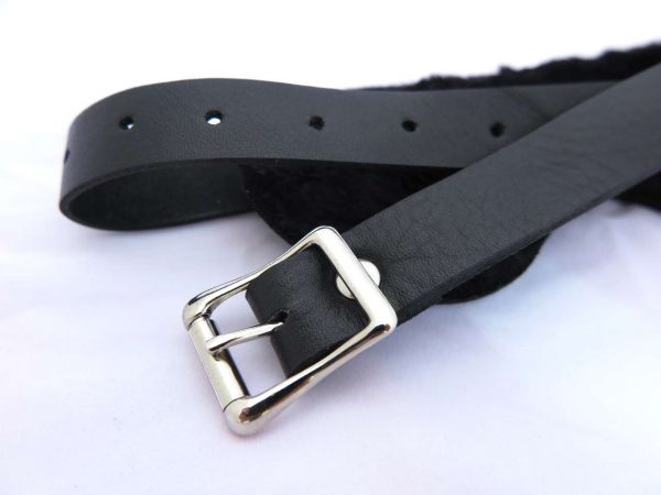 furry-bdsm-blindfold-buckle