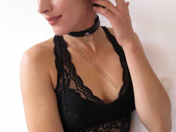 black-suede-lined-collar