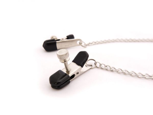 nipple-clamps-close-up