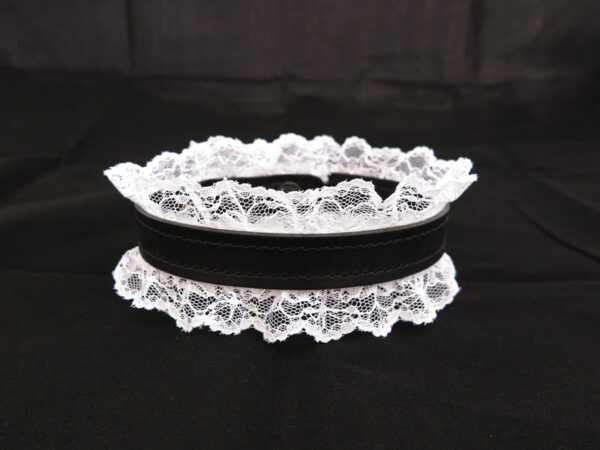 white-lace-leather-choker
